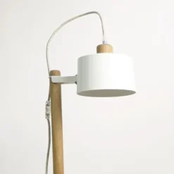 DIZY Design Tables De Chevet Good Is Beautiful Table D'appoint Avec Plateaux Décalés, Lampe En Chêne & Métal Blanc 10 DIZY Design Tables De Chevet Good Is Beautiful Table D'appoint Avec Plateaux Décalés, Lampe En Chêne & Métal Blanc -Tables De Chevet Soldes table d appoint avec plateaux decales lampe en chene metal blanc 3