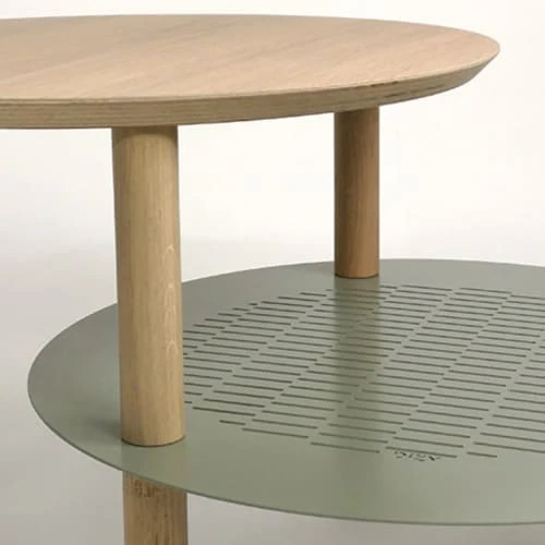 DIZY Design Tables De Chevet Good Is Beautiful Table De Chevet Avec 2 Plateaux Décalés En Chêne & Métal Vert 5 DIZY Design Tables De Chevet Good Is Beautiful Table De Chevet Avec 2 Plateaux Décalés En Chêne & Métal Vert – Image 3