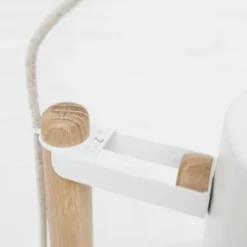 DIZY Design Tables De Chevet Good Is Beautiful Table De Chevet Avec Lampe En Chêne Et Métal Laiton -Tables De Chevet Soldes table de chevet avec lampe en chene et metal laiton 10