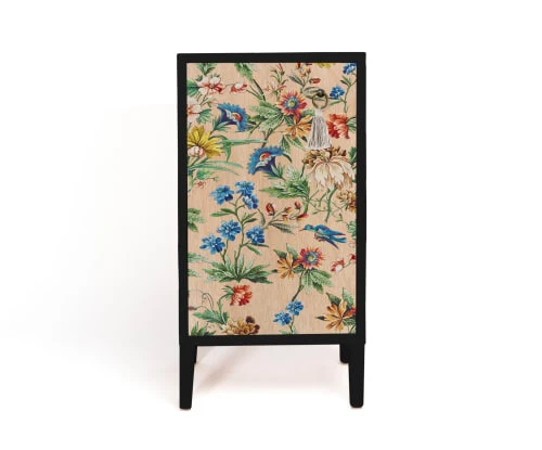 RNT By Really Nice Things Tables De Chevet Table De Chevet En Pin Massif Avec Imprimé Floral. 3 RNT By Really Nice Things Tables De Chevet Table De Chevet En Pin Massif Avec Imprimé Floral.