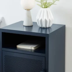 Pantone Tables De Chevet Table De Chevet Métal Bleu Nuit 40cm 11 Pantone Tables De Chevet Table De Chevet Métal Bleu Nuit 40cm -Tables De Chevet Soldes table de chevet metal bleu nuit 40cm 3