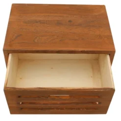 Mobili Rebecca Tables De Chevet Table De Chevet Sculpté Avec 2 Tiroirs En Bois Marron 11 Mobili Rebecca Tables De Chevet Table De Chevet Sculpté Avec 2 Tiroirs En Bois Marron -Tables De Chevet Soldes table de chevet sculpte avec 2 tiroirs en bois marron 3