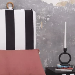 RNT By Really Nice Things Têtes De Lit Tête De Lit En Velours Et Mousse Imprimé à Franges Blanches Et Noires. 10 RNT By Really Nice Things Têtes De Lit Tête De Lit En Velours Et Mousse Imprimé à Franges Blanches Et Noires. -Tables De Chevet Soldes tete de lit en velours et mousse imprime a franges blanches et noires 2