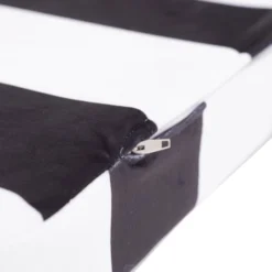 RNT By Really Nice Things Têtes De Lit Tête De Lit En Velours Et Mousse Imprimé à Franges Blanches Et Noires. 13 RNT By Really Nice Things Têtes De Lit Tête De Lit En Velours Et Mousse Imprimé à Franges Blanches Et Noires. -Tables De Chevet Soldes tete de lit en velours et mousse imprime a franges blanches et noires 5